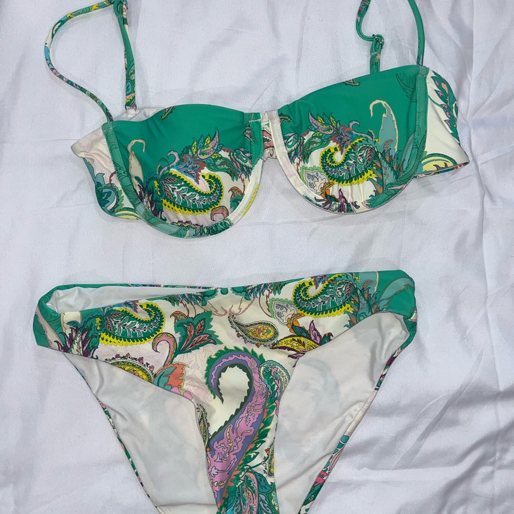 Gianni Bini Green Paisley Bikini Set